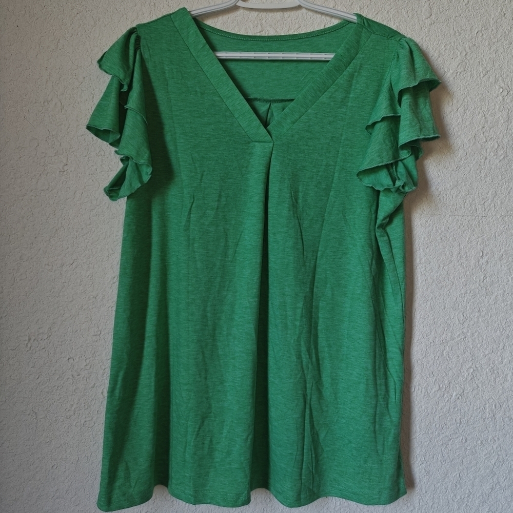 BNWOT WOMENS TOP